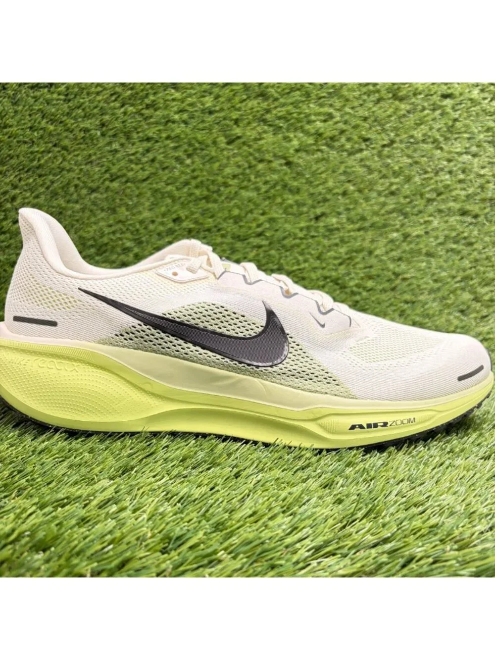 Nike Air Zoom Pegasus 41 Mens Size 13 Ivory Athletic Road Running Shoes Sneakers